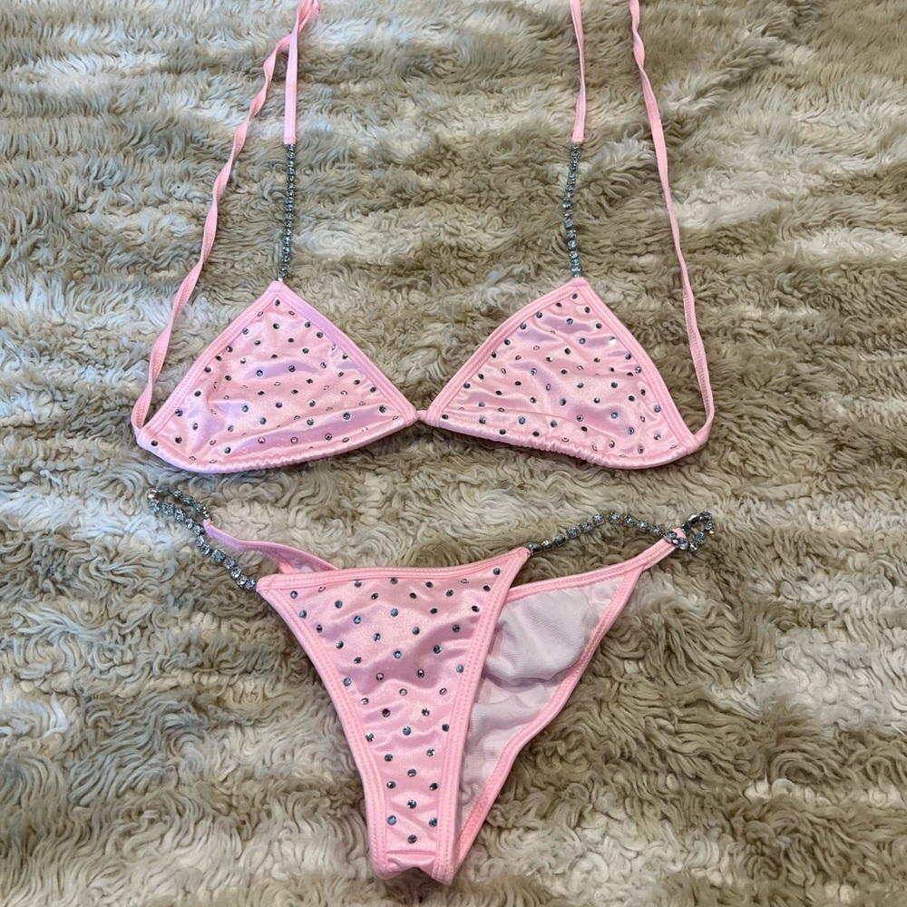 Baby pink bikini